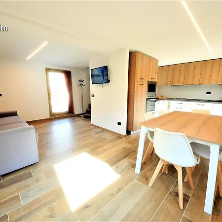 Chalet Rin Patrizia By Livigno Accomodation Exterior photo