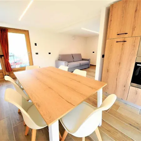 Chalet Rin Patrizia By Livigno Accomodation Exterior photo